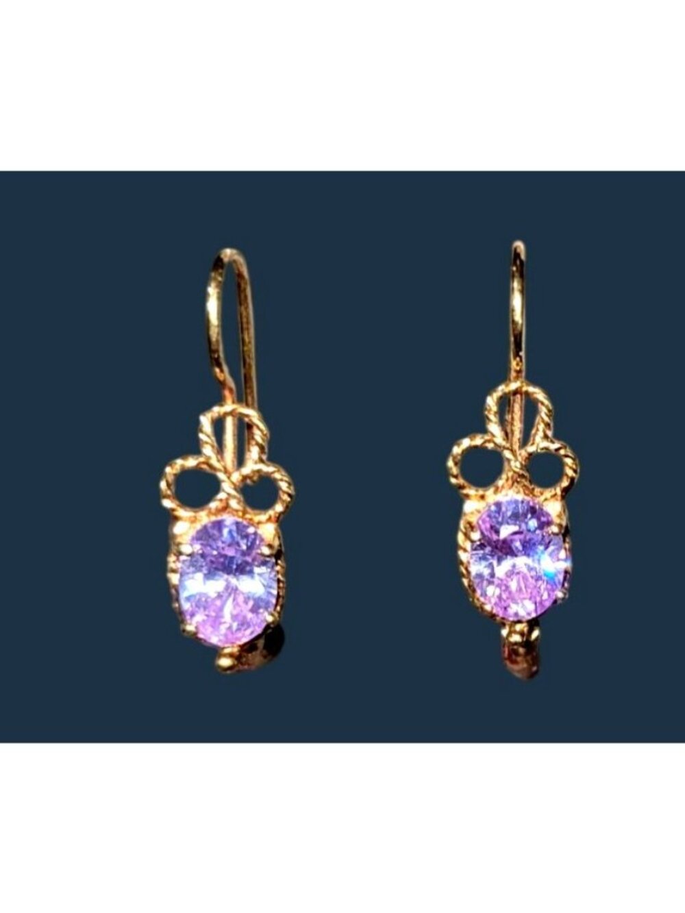 Vintage Yellow Gold Dangle Earrings Oval Lilac Amethyst Stone Filigree Design - Picture 3 of 8